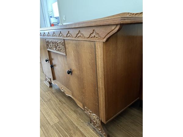 Vintage dressoir