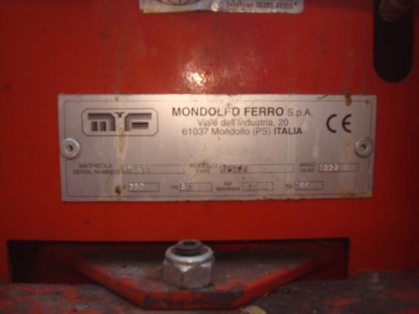 Banden De Montage Apparaat MF Aquila AS 900 380V Rood