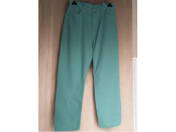 Jeans mintgroen recht model L/40