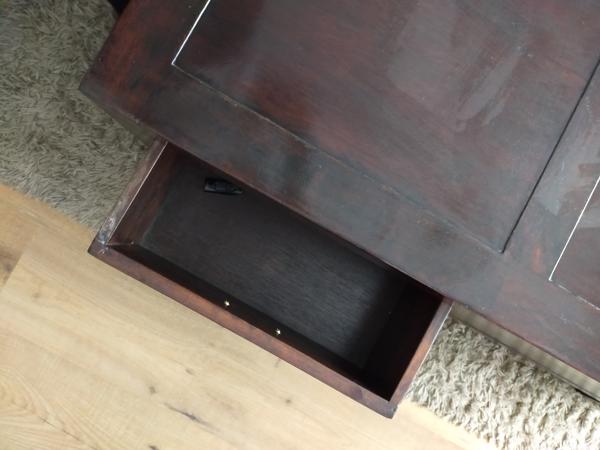 Koloniale salontafel