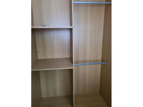 Kleiding kast wie kan ik blij maken