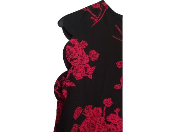 Luchtige zomerjurk zwart rood L