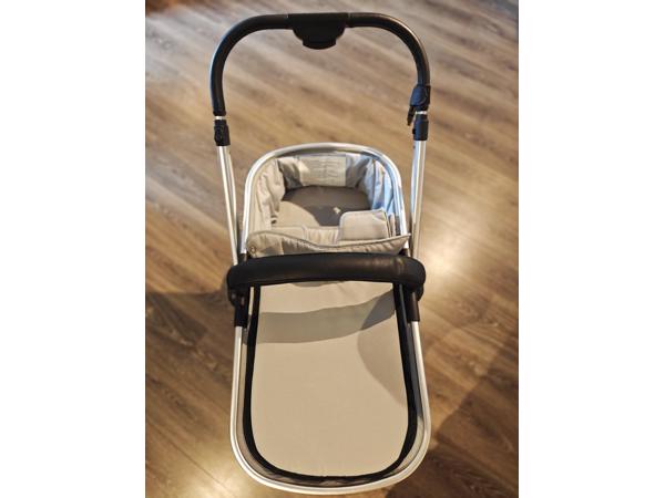 Born Lucky - Elegance combi kinderwagen inclusief beenkap