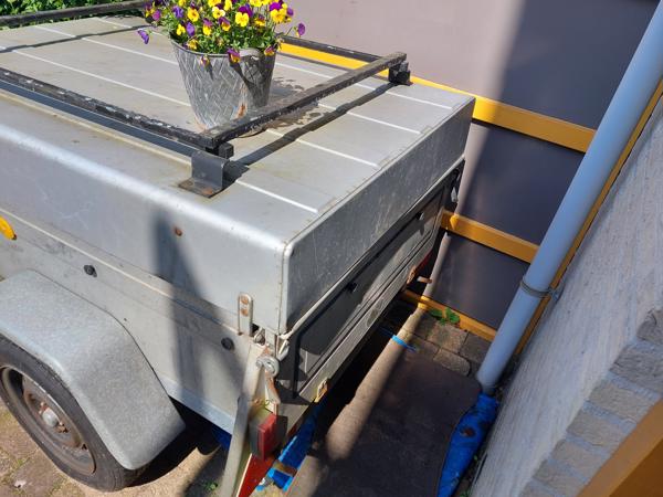 Aanhangwagentje gegalvaniseerd