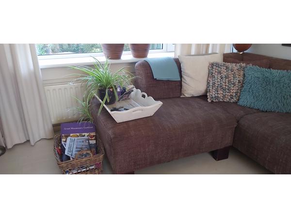 Gratis hoekbank bruine stof