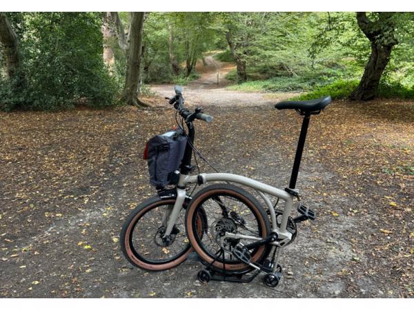 1 of 2 Brompton G-Line Vouwfietsen voor mee met de Trein