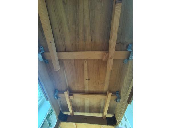 Houten uitschuifbare eettafel