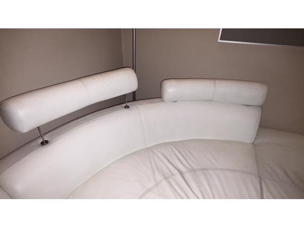 Witte leren hoekbank