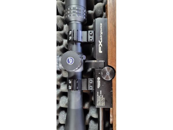 Zeer nette fx royale 6.32 links
