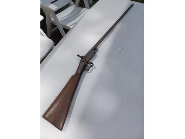 Penvuur geweer vrijgesteld