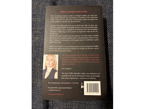 Caro Ramsay : zingen voor de doden