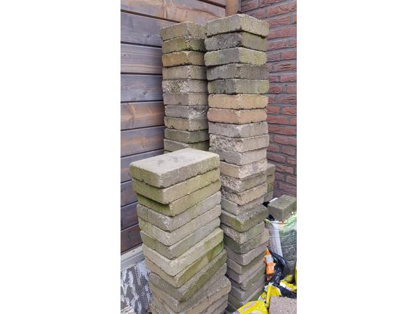 Tuintegels over ivm tegel wippen