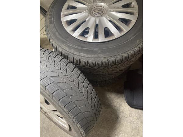 Autovelgen met winterbanden Set 4 stuks
