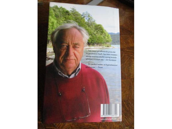 Cees Nooteboom  -  'S Nachts komen de Vossen