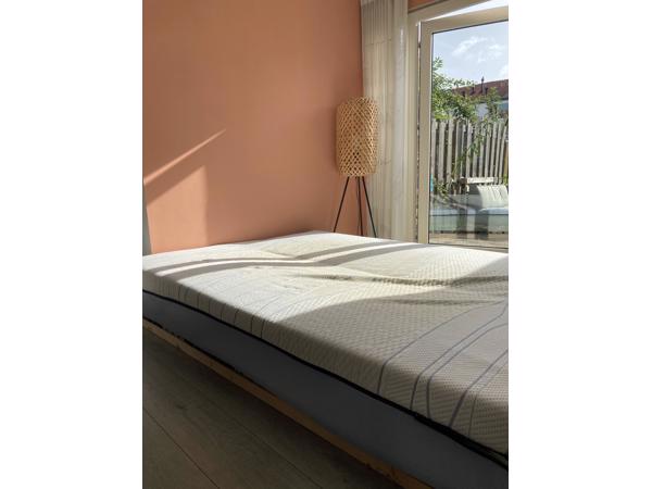 M-line Slow Motion 5 (80*220) matrassen + lattenbodems