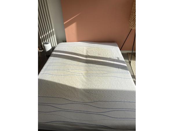 M-line Slow Motion 5 (80*220) matrassen + lattenbodems