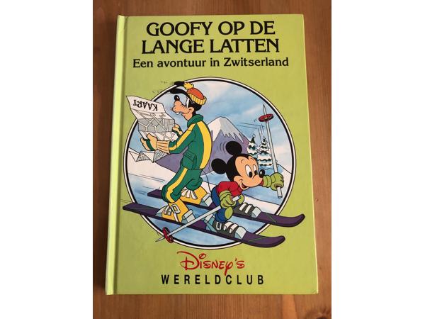 Disney wereldclub boeken 5 delen + Disney boekenclub