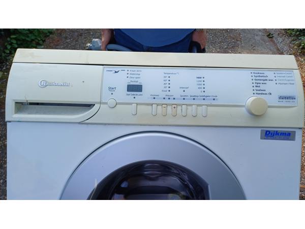 Wasmachine, werkt nog perfect, overcompleet