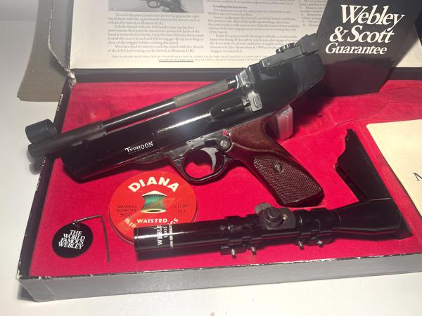 Webley Typhoon luchtbuks