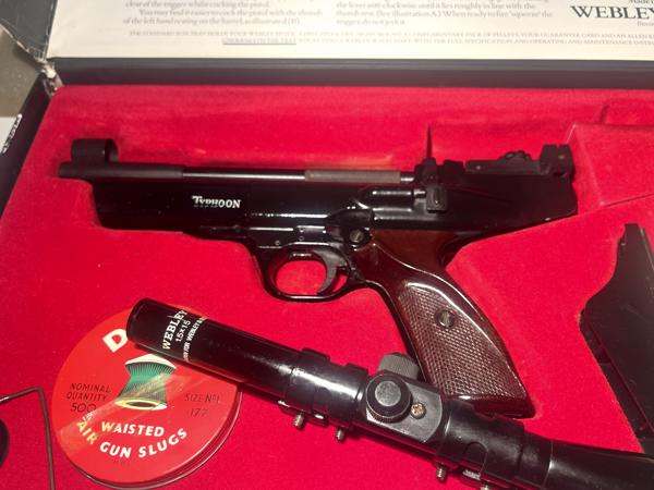 Webley Typhoon luchtbuks