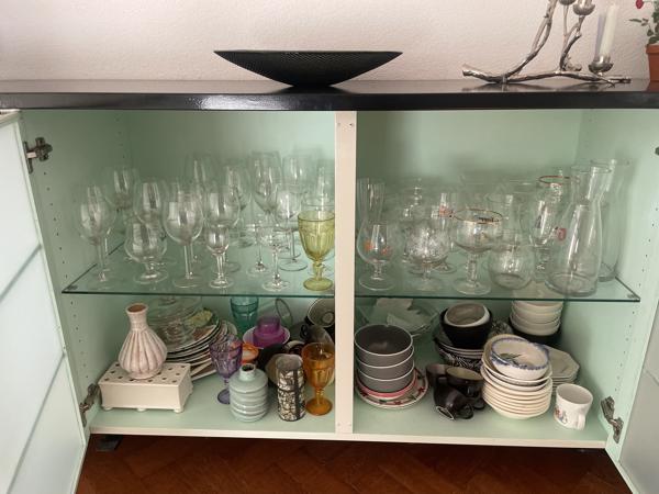 Dressoir modern met legplanken en lades