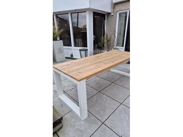 Eetkamer tafel