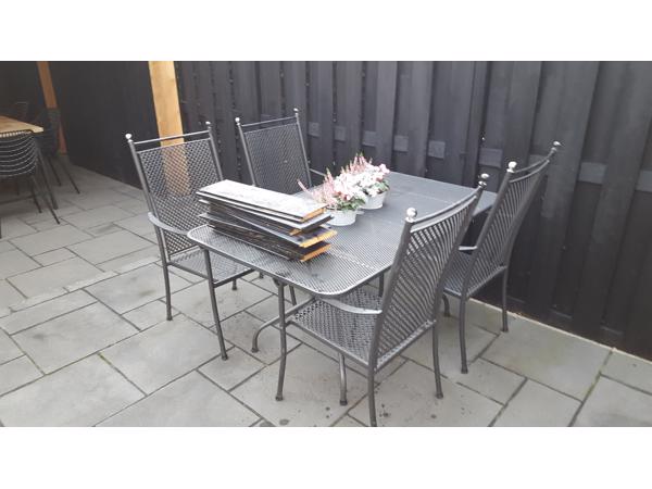 Tuinset van gietijzer