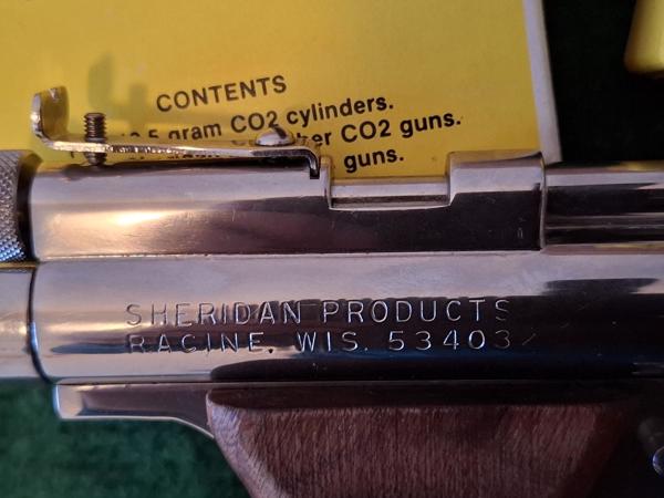 Sheridan E series .20 CO2 pistool (1 year edition)