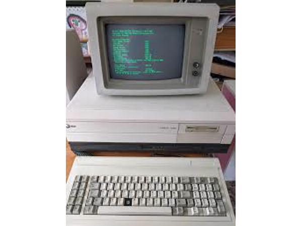 Oude computers of oude computer onderdelen