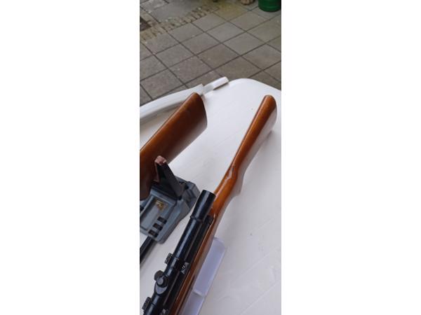 Te koop 2 luchtgeweren