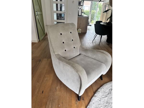Grijze fauteuil / stoel
