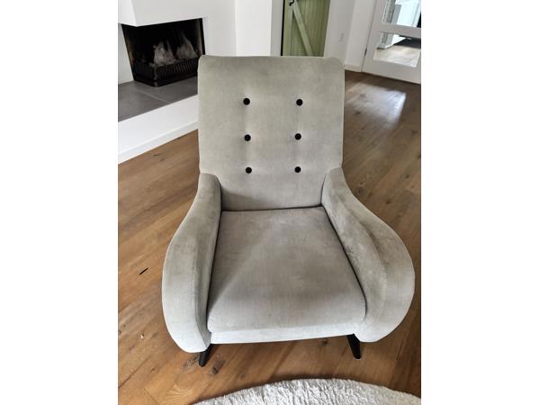 Grijze fauteuil / stoel