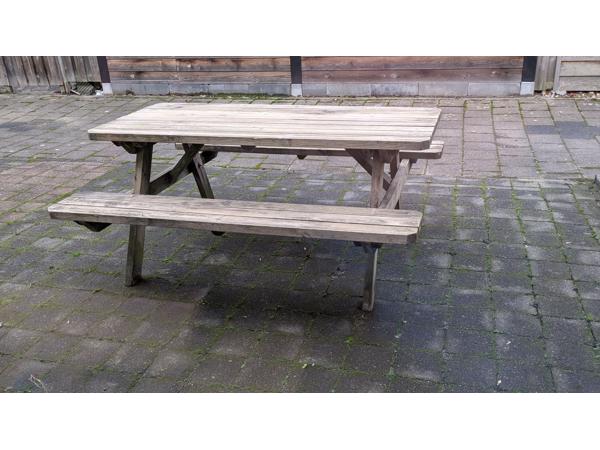 stevige picnicbank van weerbestendig tuinhout