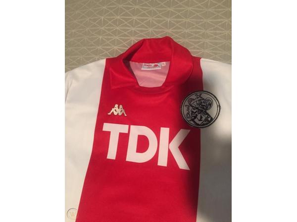 Ajax kappa shirt MODERNE REPLICA!! maten S t/m XXL €60