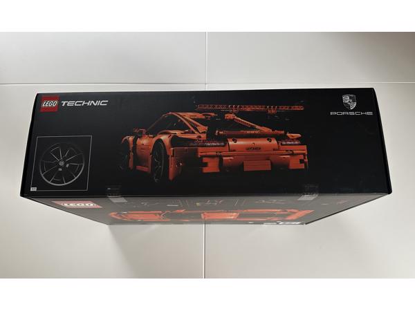 Porsche 911 GT3 RS LEGO Technic set, gesealed