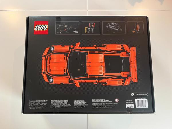 Porsche 911 GT3 RS LEGO Technic set, gesealed