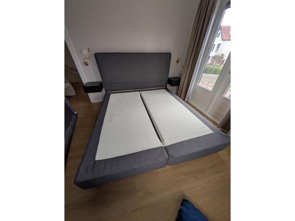Ikea boxspring 180x200cm inclusief topper