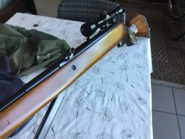 zeer mooie diana 50 4.5 mm met richt kijker