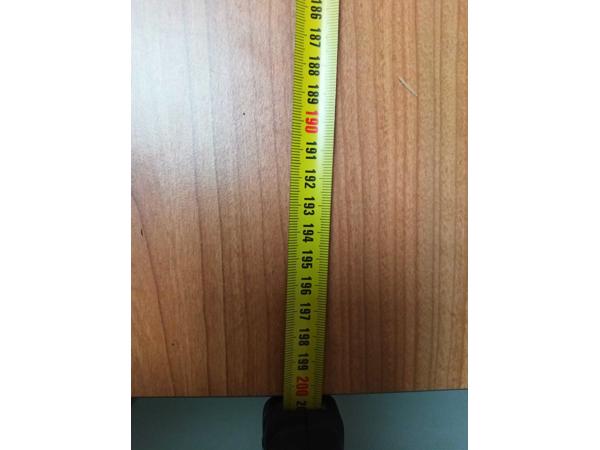 Zeer goede staat - Ahrend bureau - 200x100cm (ZWAAR) - 5jr jong