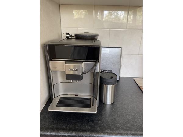 Siemens EQ6 Plus TE655203RW - Espressomachine