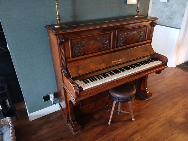 Klassieke piano af te halen in Eibergen