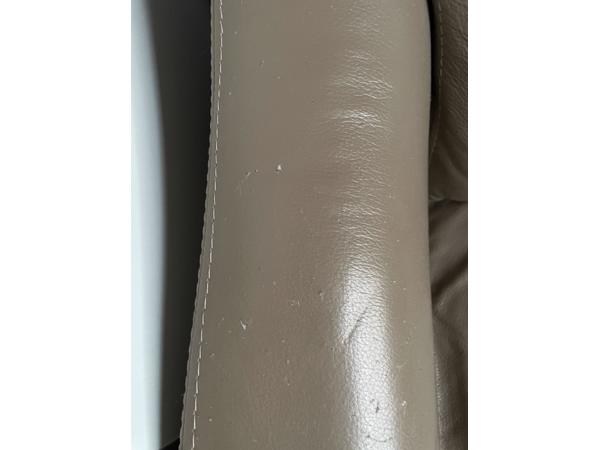 Gratis 2 leren fauteuils