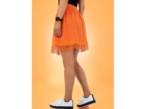 Drole de Copine rok gaatjes patroon oranje S/M 36/38