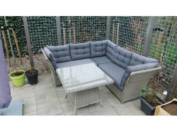 Loungeset voor in de tuin