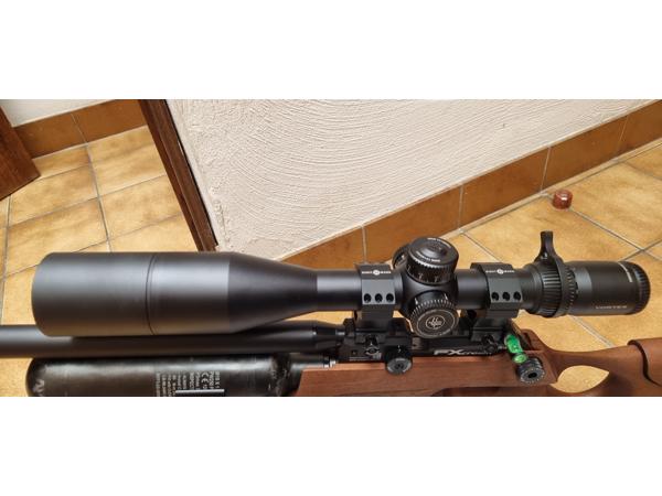 VORTEX VENOM 5-2556 FFP, EB Mrad terug te koop wegen niet af