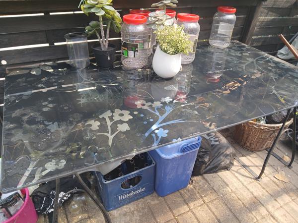 Glazen tafel