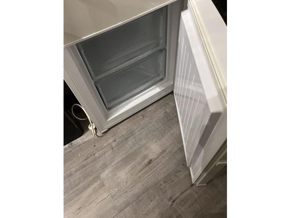 Witte liebherr koelkast