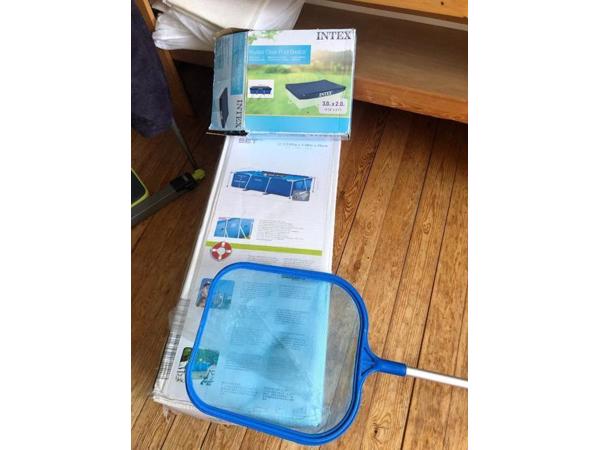 heerlijk met het warme weer zwembad