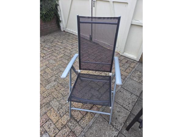 Set tuinstoelen en tuinbankje