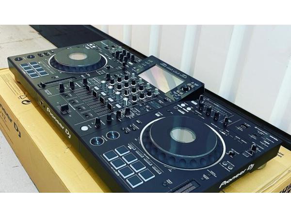 Te koop Pioneer DDJ RZX / Pioneer CDJ-3000 / Pioneer XDJ-XZ
